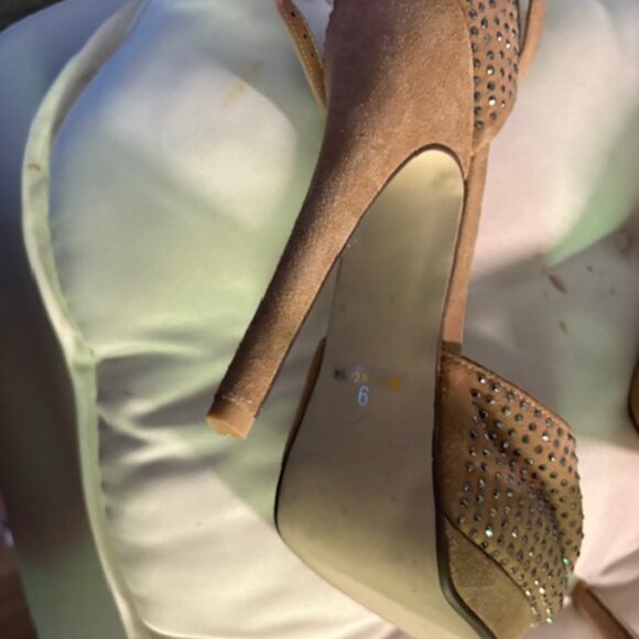 European Designer High Heels, Superior Quality for the stylish Fashionista. - Picture 4 of 12